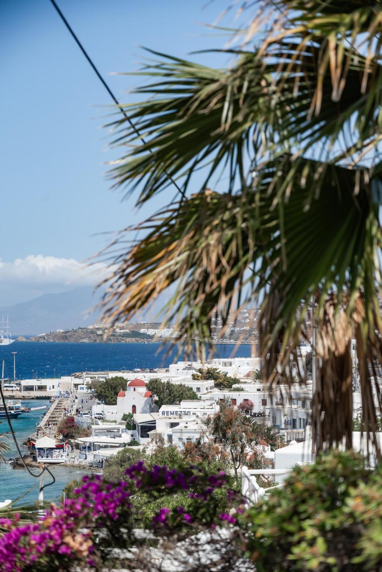 Rania Sea View Aparthotel 3*