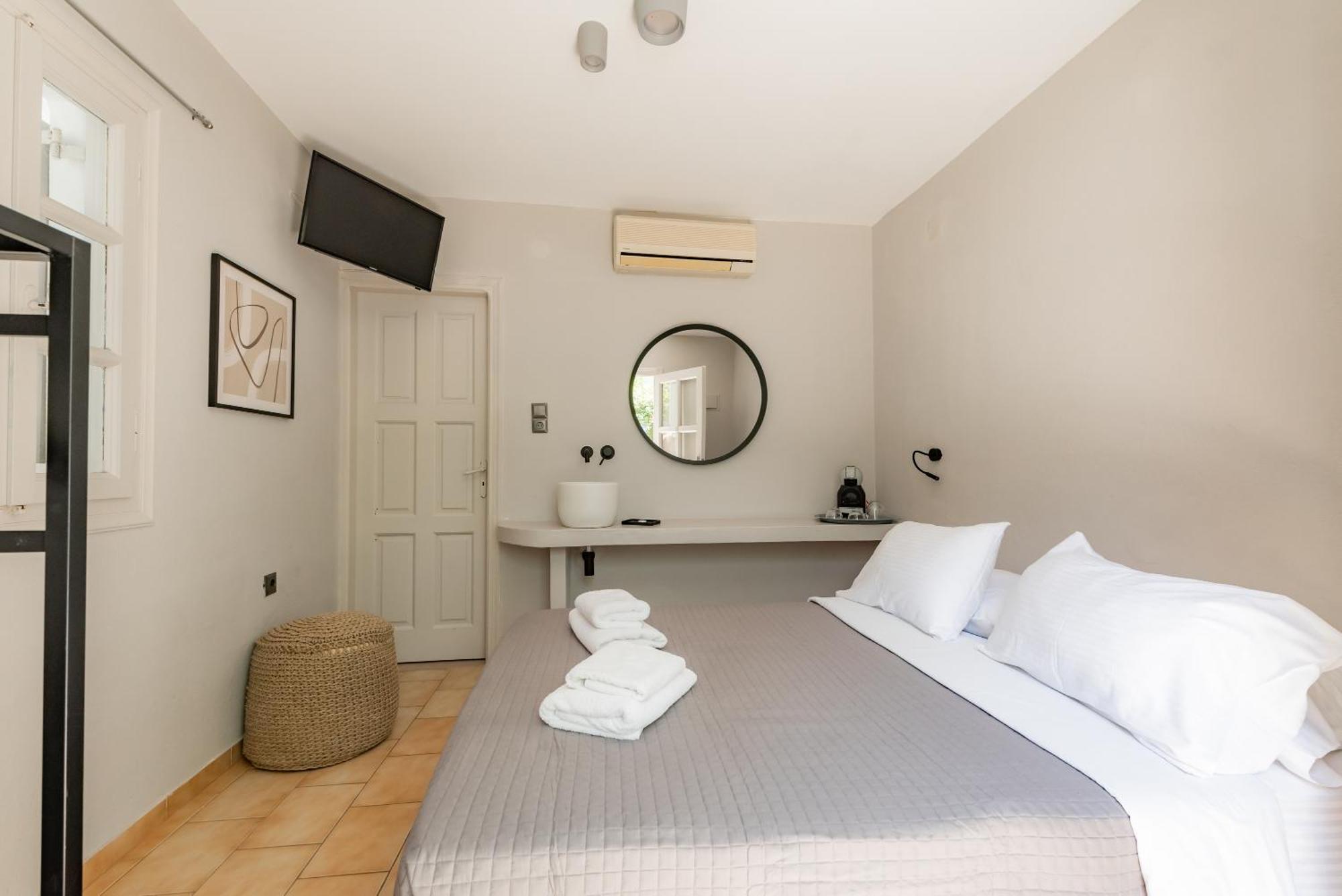 Rania Sea View Aparthotel 3*