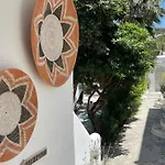 Rania Apartments Sea View